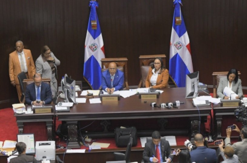 Diputados dan hachazo final a candidaturas independientes imagen