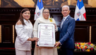 Senado reconoce labor social de sor Trinidad Ayala Adames en Mujeres que Transforman