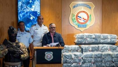 Autoridades RD ocupan 375 paquetes de cocaína en Baní Autoridades RD ocupan 375 paquetes de cocaína en Baní