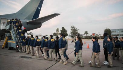 Chile realiza el primer vuelo de expulsión de migrantes en situación irregular bajo el Gobierno Kast