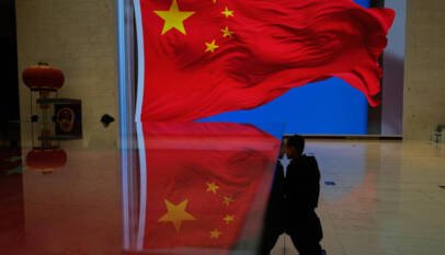 China muestra una economía más fuerte de lo previsto pese al impacto de la guerra en Medio Oriente