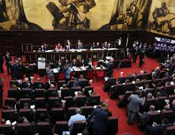 Cualquier ignorante no debe ser legislador (OPINION) Cualquier ignorante no debe ser legislador (OPINION)