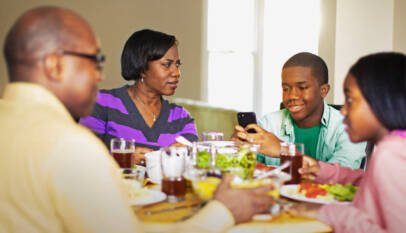 Dependencia del móvil y desarrollo de trastornos de conducta alimentaria: una asociación preocupante en adolescentes