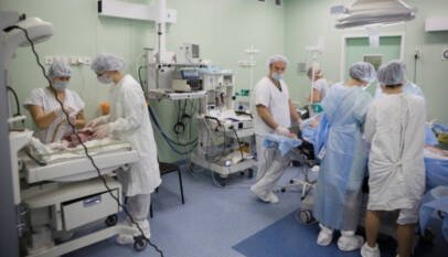 Desarrollan el primer dispositivo capaz de monitorear de forma continua los signos vitales del feto dentro del útero