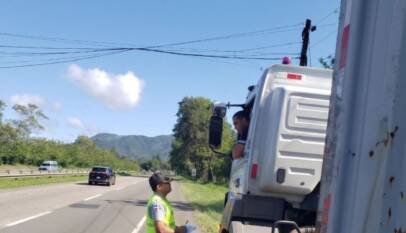 DIGESETT e INTRANT realizan operativos de vehículos pesados por circular en carril izquierdo