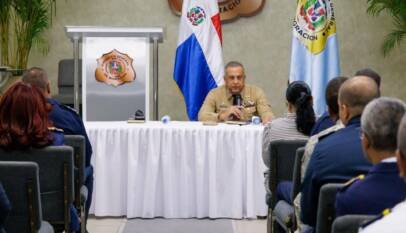 Director Migración a inspectores y supervisores: “El control migratorio y fronterizo es clave en la seguridad nacional”