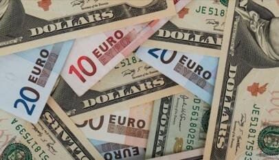 Dólar subió 18 cts. y euro bajó; eran vendidos a .92; .52