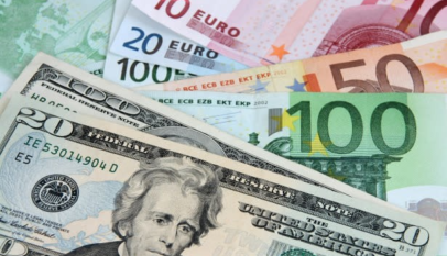 Dólar subió un centavo, euro 25; eran vendidos a 61.20 y 72.39