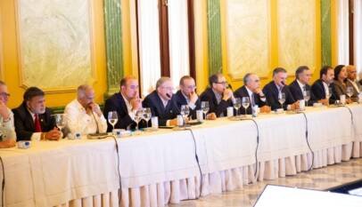 Empresarios RD ven «positivo» encuentro para analizar crisis Empresarios RD ven «positivo» encuentro para analizar crisis
