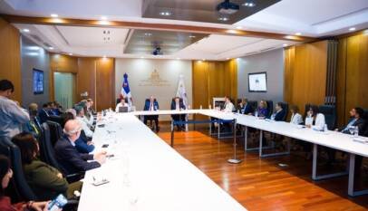 Gobierno activa diálogo con sectores productivos y sociales para establecer acuerdo conjunto frente a crisis en Irán