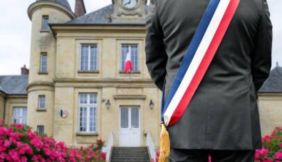La crisis del poder local en Francia: entre la burocracia y la violencia