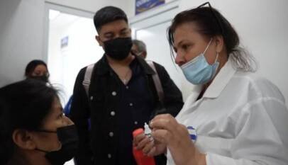 México resiste a la presión de Trump y sostiene el controvertido programa de médicos cubanos