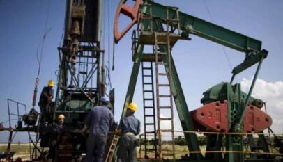 Petróleo de Texas sube 3.7% y roza los 100 dólares el barril