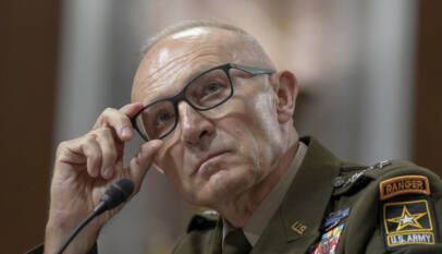 ¿Qué hay detrás de la destitución del jefe del Estado Mayor de Estados Unidos, Randy George?