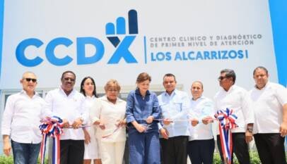 Raquel Peña encabeza entrega de centro diagnóstico en Los Alcarrizos