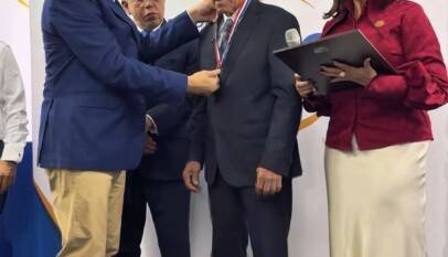 Reconocen a destacadas figuras de la medicina dominicana Reconocen a destacadas figuras de la medicina dominicana