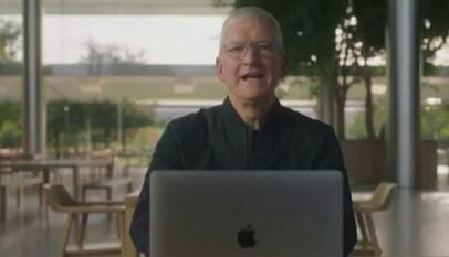 Tim Cook dimite como director ejecutivo de Apple