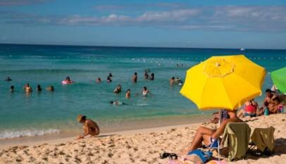 Turismo en RD rompe récord con 3,7 millones de visitantes en primer trimestre de 2026 Turismo en RD rompe récord con 3,7 millones de visitantes en primer trimestre de 2026