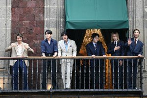 BTS saluda al ARMY desde la sede presidencial de México: ‘La energía aquí es increíble’