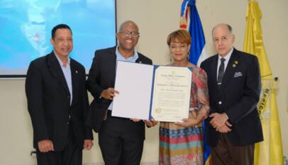 Colegio Médico Dominicano reconoce a periodistas del sector salud en encuentro institucional junto a CIPESA Colegio Médico Dominicano reconoce a periodistas del sector salud en encuentro institucional junto a CIPESA