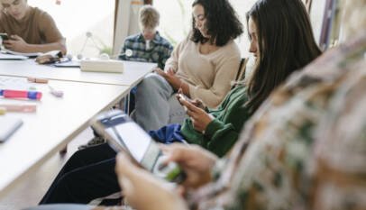 ¿Desconectar de las redes te hace más feliz? La ciencia responde con un hallazgo sorprendente ¿Desconectar de las redes te hace más feliz? La ciencia responde con un hallazgo sorprendente