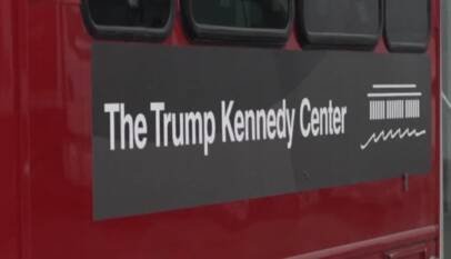 EE. UU.: juez revoca decisión sobre junta directiva del Centro Kennedy y anexión de nombre de Trump