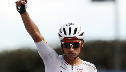El ecuatoriano Jhonatan Narváez gana la octava etapa del Giro de Italia