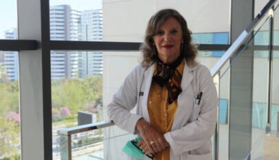 “El tabaco es devastador para el Crohn”: la especialista que ha visto transformar una enfermedad antes marcada por cirugías y desnutrición