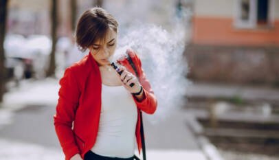 España registra su primer caso de hemorragia pulmonar relacionado con el vapeo España registra su primer caso de hemorragia pulmonar relacionado con el vapeo