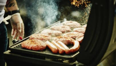 Estudio sacude el mito vegetariano: adultos mayores que consumían carne tenían más probabilidades de llegar a los 100 años