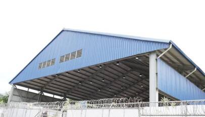 Gobierno entrega techado de cancha en Liceo Ángel Emilio Casado para beneficiar a 298 estudiantes en Ocoa