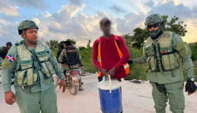 Migración detiene 1,036 indocumentados y deporta 1,130 este jueves