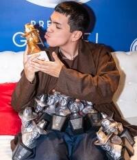 Milo J hace historia en Premios Gardel con 13 galardones y más momentos inspiradores Milo J hace historia en Premios Gardel con 13 galardones y más momentos inspiradores