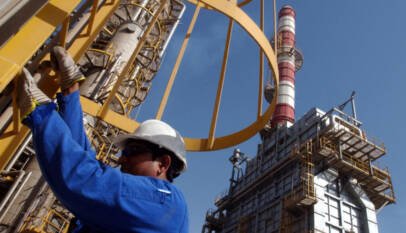 Petróleo: la OPEP+ sube sus cuotas de producción mientras el bloqueo de Ormuz asfixia la oferta