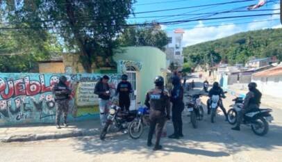 Policía Nacional activa operativo para recuperar tarja sustraída de busto de Duarte en Barahona