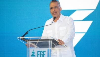 Presidente Abinader inaugura central Esperanza Renovable de EGE Haina, pionera en inyección híbrida de energía eólica y solar al Sistema Eléctrico Nacional Interconectado