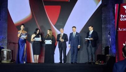 Reportaje de Noticias SIN gana mención honorífica en los Premios «Iris América 2026» Reportaje de Noticias SIN gana mención honorífica en los Premios «Iris América 2026»