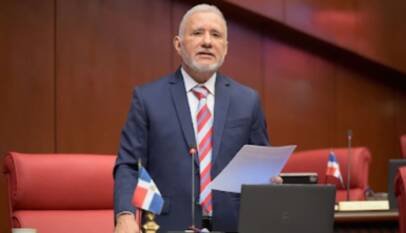 Senador Taveras Guzmán deja PRM, se declara independiente Senador Taveras Guzmán deja PRM, se declara independiente