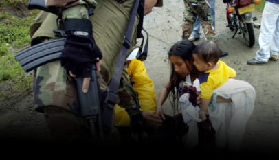 Ser madre en medio del miedo (1/4): en Colombia, “toca, a la mala, proteger a nuestros hijos”