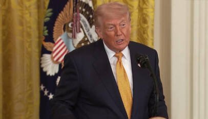 Trump presenta memorando para poner fin a guerra con Irán; Teherán lo califica de «lista de deseos»