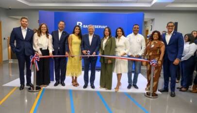 Banreservas inaugura oficina en la Plaza Paseo 27 de SD Oeste