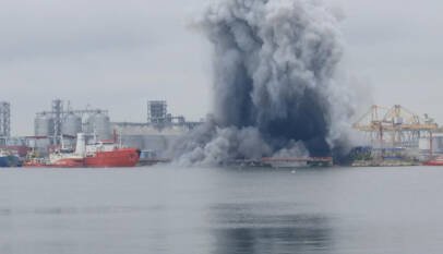 Drone marítimo ucraniano se desvía y explota en puerto rumano tras ser interferido por Rusia, indica Kiev