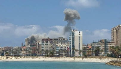 El Ejército de Israel mata al menos ocho personas en nuevos ataques contra Tiro, en el sur del Líbano El Ejército de Israel mata al menos ocho personas en nuevos ataques contra Tiro, en el sur del Líbano