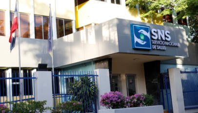 El plan del SNS para reducir la saturación hospitalaria: más médicos y servicios cerca de la gente