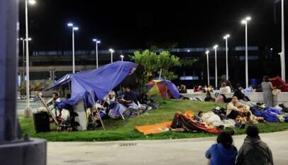 En directo: aumentan las ofertas de ayuda internacional tras los dos terremotos que golpearon Venezuela