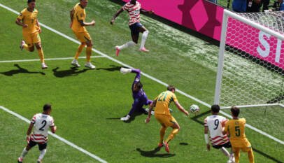 Estados Unidos asegura un puesto en la segunda ronda del Mundial 2026, al superar a Australia 2-0 Estados Unidos asegura un puesto en la segunda ronda del Mundial 2026, al superar a Australia 2-0