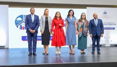 Gobierno y PNUD presentan proyecto seguros paramétricos para proteger hogares Supérate ante fuertes lluvias y huracanes Gobierno y PNUD presentan proyecto seguros paramétricos para proteger hogares Supérate ante fuertes lluvias y huracanes