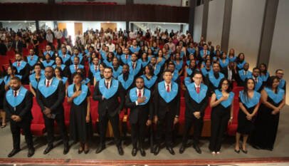 Hospital Salvador B. Gautier entrega al país 82 nuevos especialistas