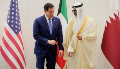 Irán ataca a Bahrein y Kuwait y amenaza con suspender las negociaciones tras nuevos ataques de EE. UU.