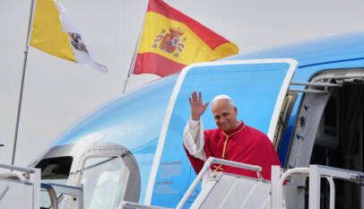León XIV llega a España y reclama unidad frente al avance de la polarización León XIV llega a España y reclama unidad frente al avance de la polarización